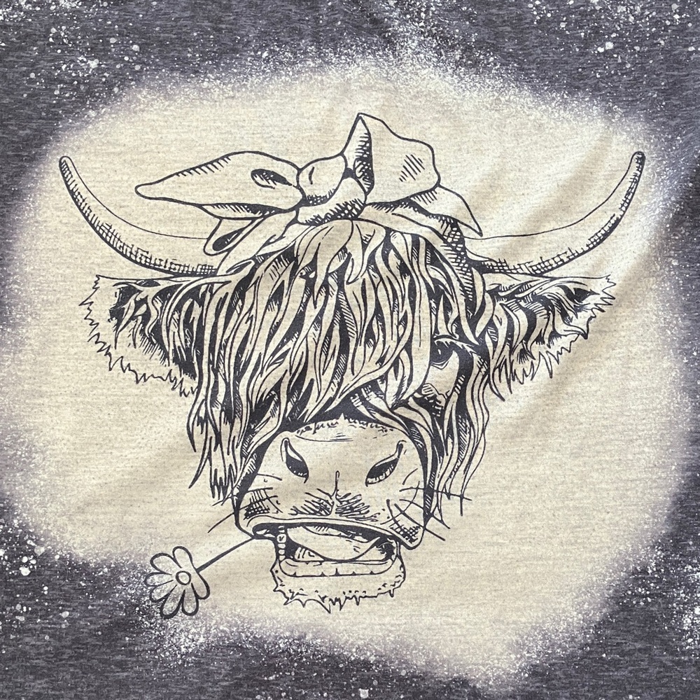 Cow Tee - Picture 6 of 6